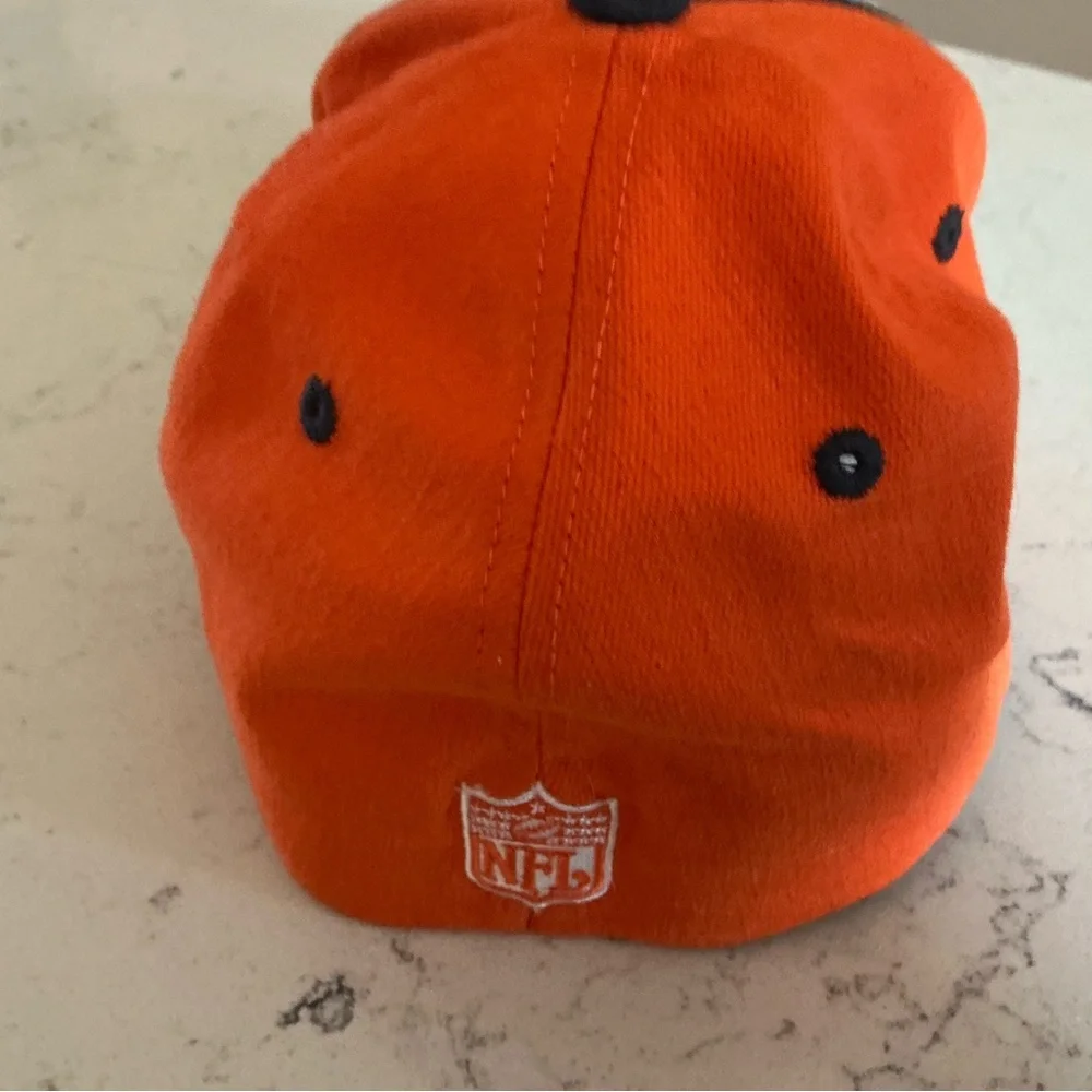 Vintage Chicago BEARS Reebok stitched logo hat NFL
